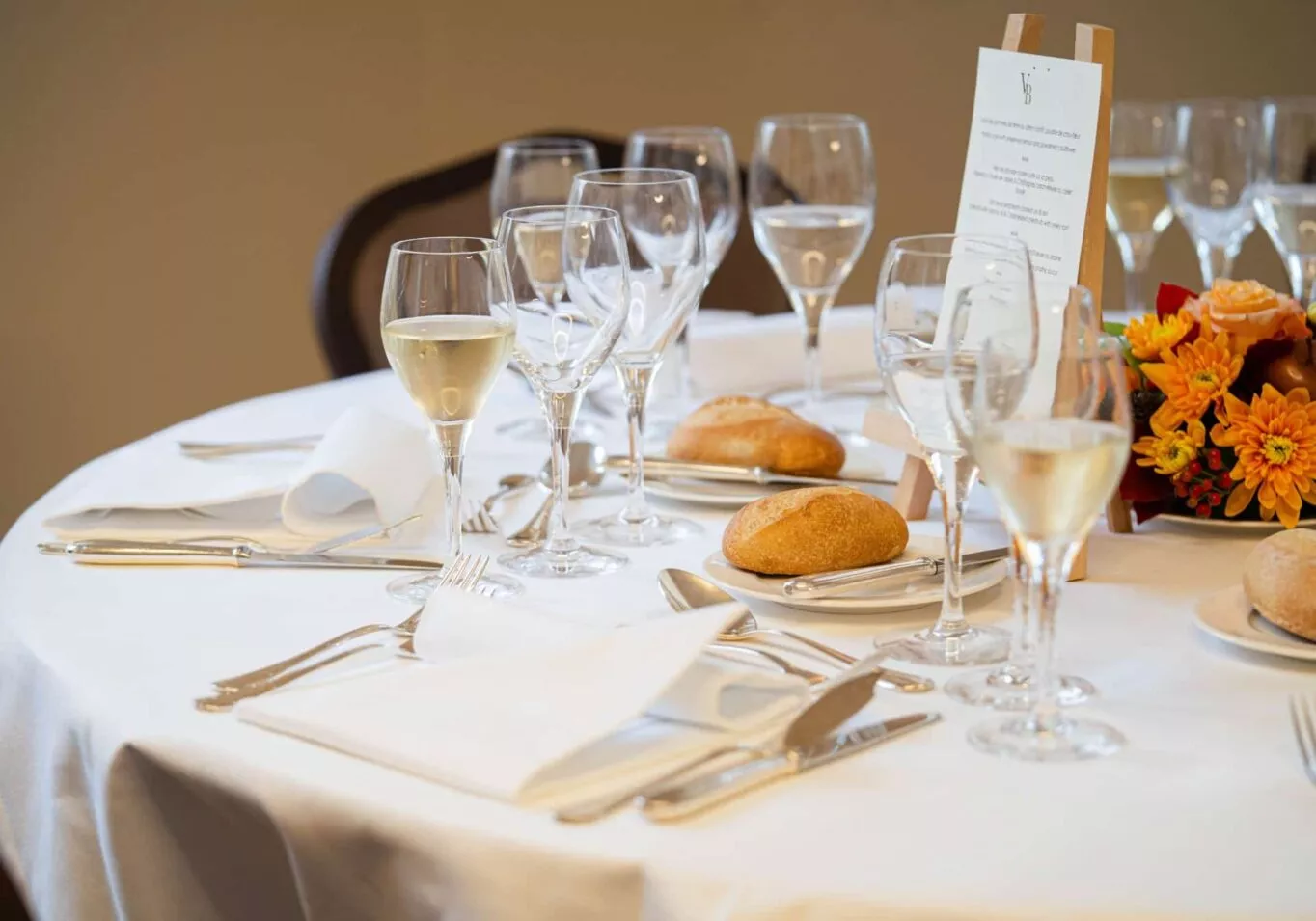 Mise en place au restaurant vieux bois